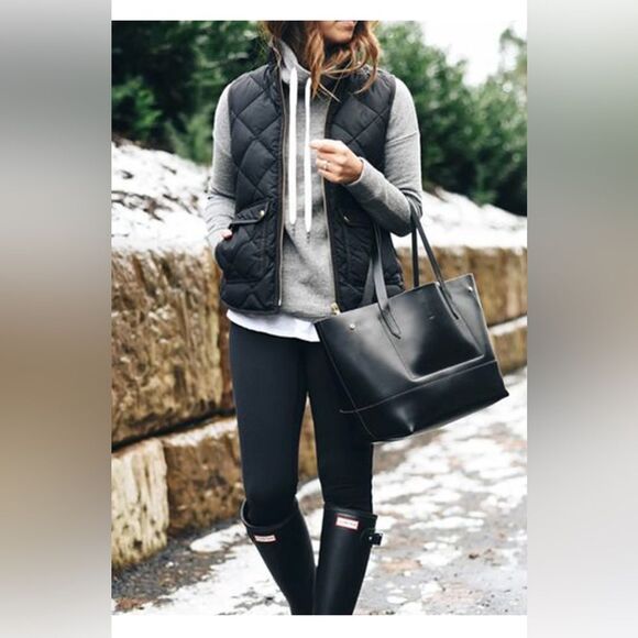 J.Crew Black Excursion Quilted Down Puffer Vest Size XXS - Picture 2 of 13